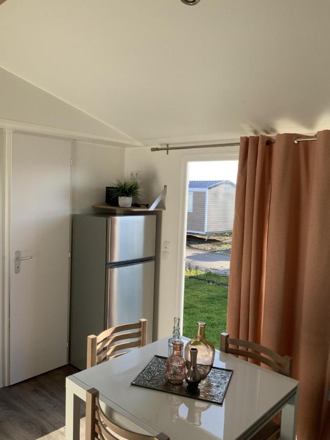 Chalet Zonnig Zeeland Hotell Oostkapelle Exteriör bild