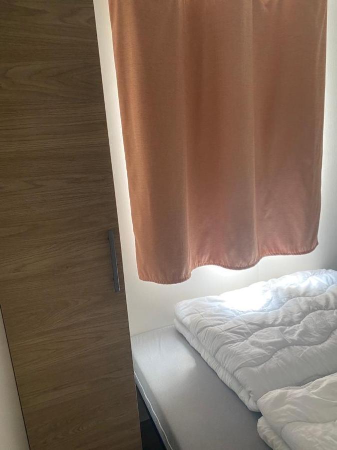 Chalet Zonnig Zeeland Hotell Oostkapelle Exteriör bild